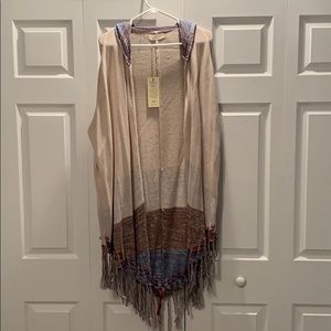 Women’s multi colored sleeveless sweater